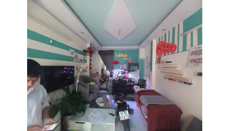 Nhà bán, Đường 147, Phước Long B, Thủ Đức. Giá 4.7 tỷ